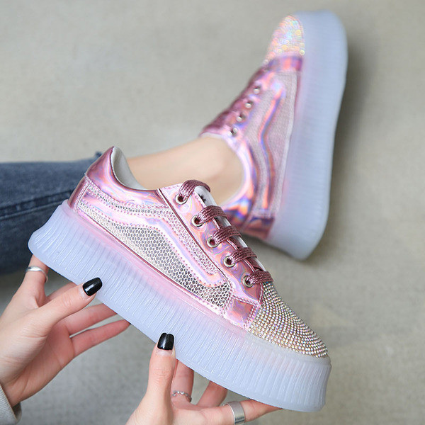 Női nyári tornacipő ezüst és rózsaszín hálóval