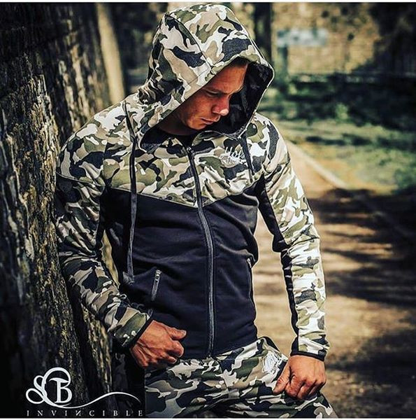 Férfi sportpulóver különböző színekben felirattal