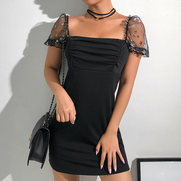 Stílusos női ruha Vékony modell rövid ujjú fekete színben