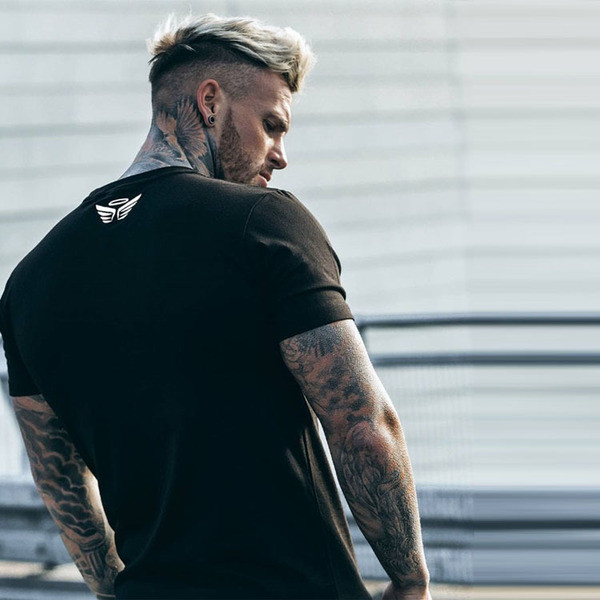 Tricou modern pentru bărbați în trei culori cu aplicație