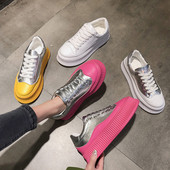 Γυναικεία αθλητικά παπούτσια με ψηλή σόλα σε διάφορα χρώματα