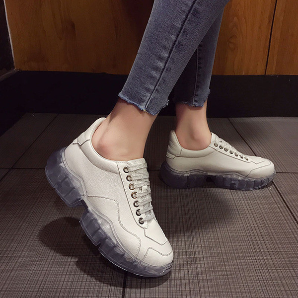 Modern női sportcipő két színnel