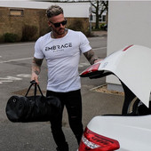 Stílusos férfi póló három színben felirattal