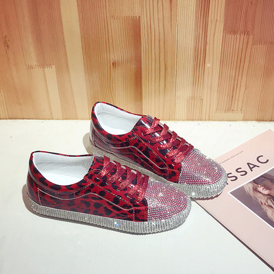 Μοντέρνα γυναικεία αθλητικά παπούτσια με πέτρινη διακόσμηση σε τρία χρώματα