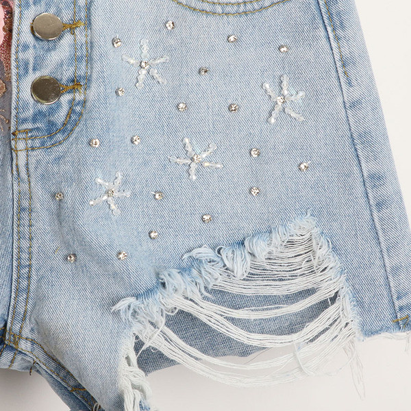 Női rövidnadrág 3D elemmel