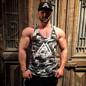 Modern férfi felső négy színben rátéttel