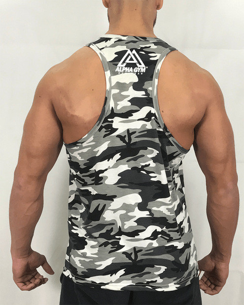 Modern férfi felső négy színben rátéttel