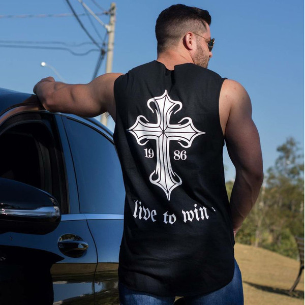 Napi férfi akasztófelső három színben, rátétes-aszimmetrikus mintával