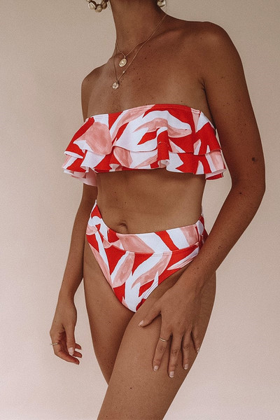 Modern kétrészes fürdőruha