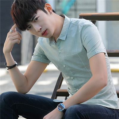 Stílusos férfi ing három színben, rövid ujjakkal és gombokkal