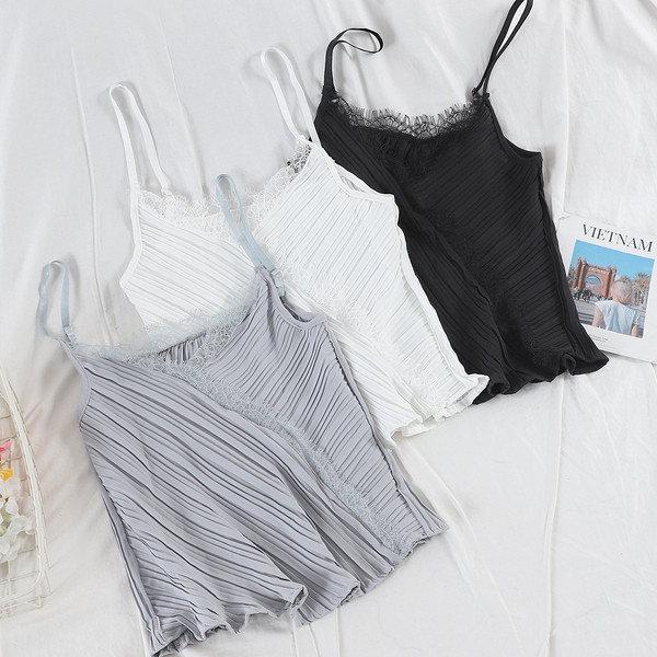 Női felső vékony pánttal és csipkével, három színben