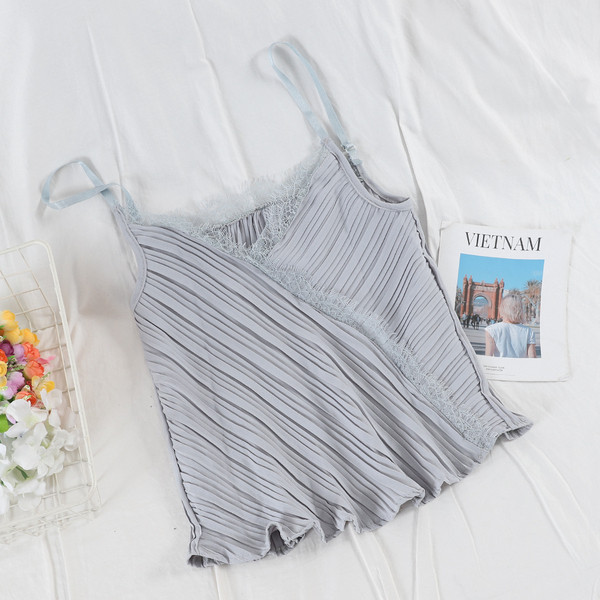 Női felső vékony pánttal és csipkével, három színben