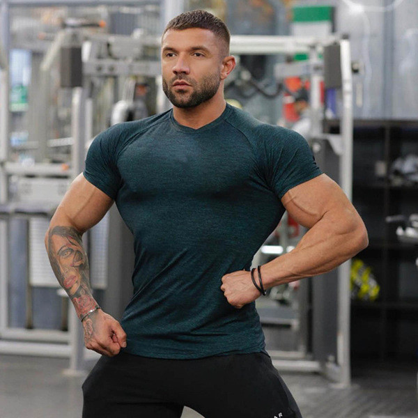 Alkalmi férfi póló három színben - letisztult modell