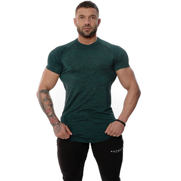 Alkalmi férfi póló három színben - letisztult modell