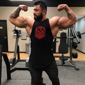 Αθλητικό ανδρικό μπλουζάκι σε μαύρο και άσπρο χρώμα με εφαρμογή