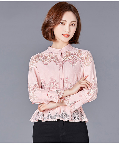 Stílusos női ing csipkével és alacsony O-alakú gallérral, négy színben