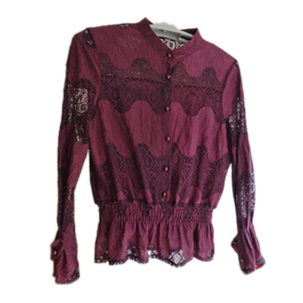 Stílusos női ing csipkével és alacsony O-alakú gallérral, négy színben