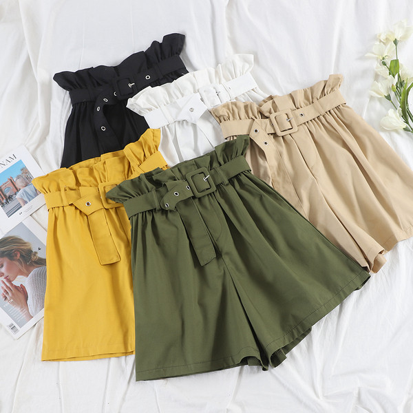 Дамски къси панталони с висока талия и колан в няколко цвята