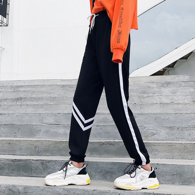 Casual γυναικεία παντελόνια σε μαύρο χρώμα