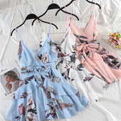 Stílusos női nyári ruha V-nyakkal