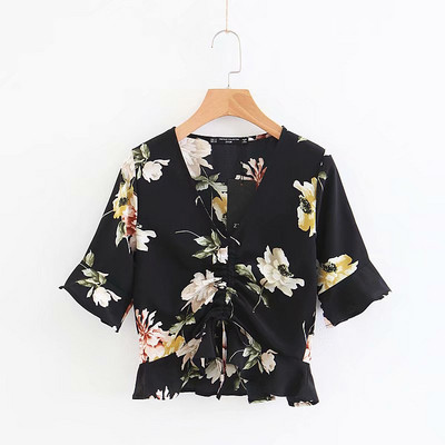 Modern női blúz három színben virágmotívumokkal és V-nyakkal