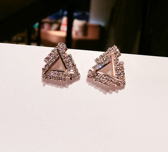 Cercei eleganti de dama in doua culori cu pietre