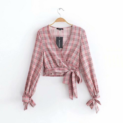 Stílusos női blúz rózsaszín és szürke színben, V-nyakkal