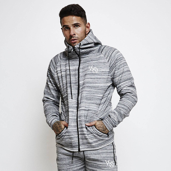 Férfi sportpulóver két színben hímzéssel