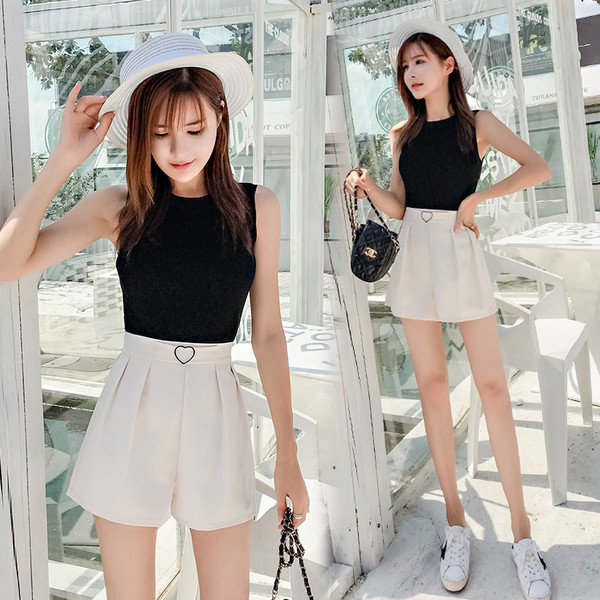 Modern női rövidnadrág két színben