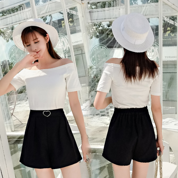 Modern női rövidnadrág két színben