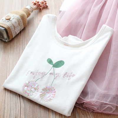 Modern gyerek szett kétrészes szoknyából és blúzból