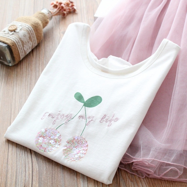 Modern gyerek szett kétrészes szoknyából és blúzból