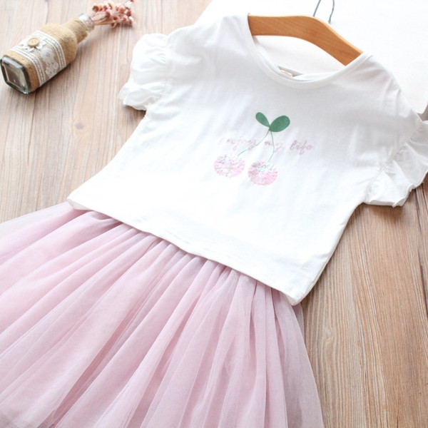 Modern gyerek szett kétrészes szoknyából és blúzból