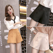Stílusos női rövidnadrág három színben