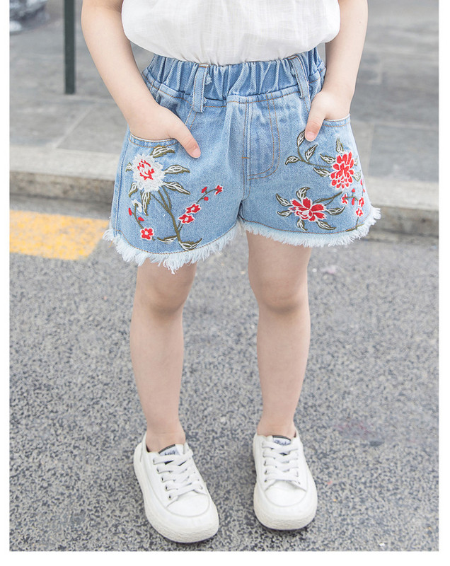 Gyerek rövidnadrág hímzéssel lányoknak