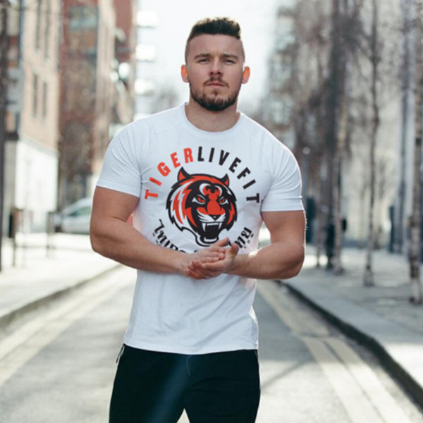 Tricou casual in trei culori cu aplicatie