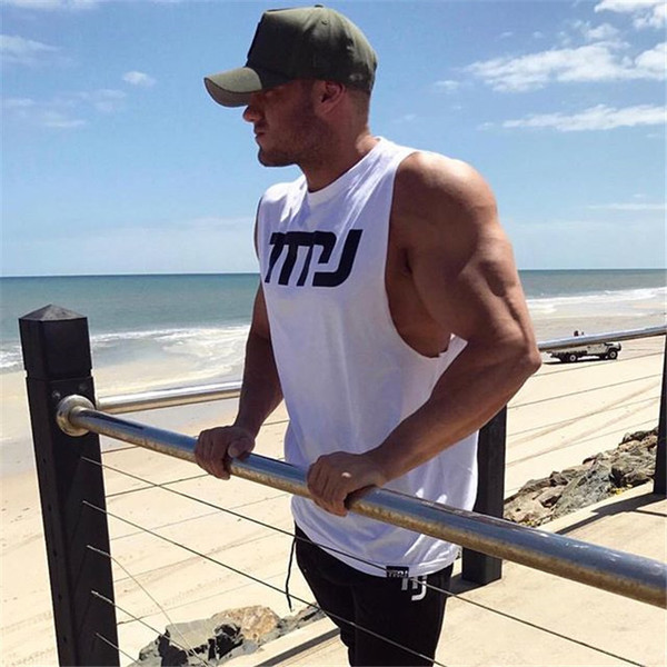 Férfi sportcipő fekete-fehér színben