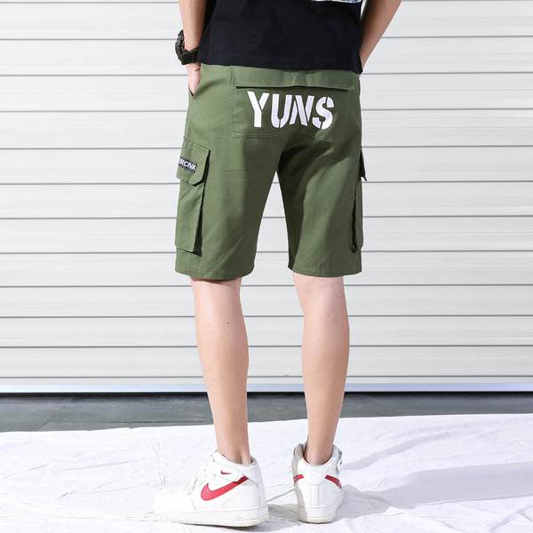 Pantaloni scurți moderni pentru bărbați în trei culori cu buzunare