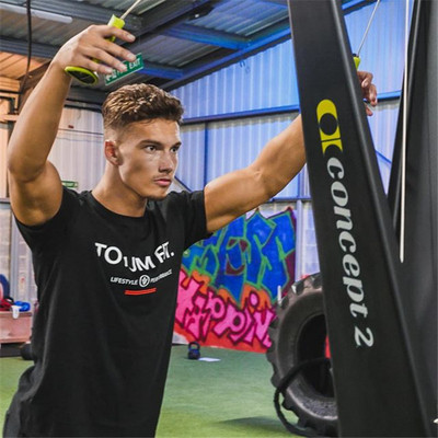 Μοντέρνο ανδρικό μπλουζάκι σε δύο χρώματα με επιγραφή