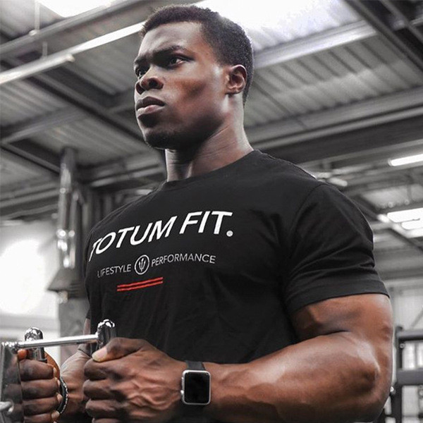 Μοντέρνο ανδρικό μπλουζάκι σε δύο χρώματα με επιγραφή