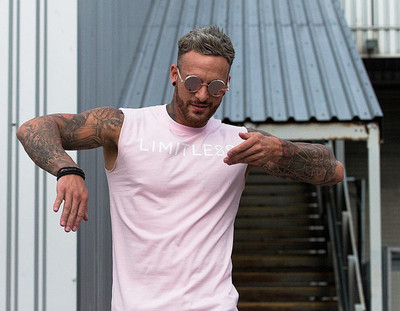 Modern férfi felső három színben