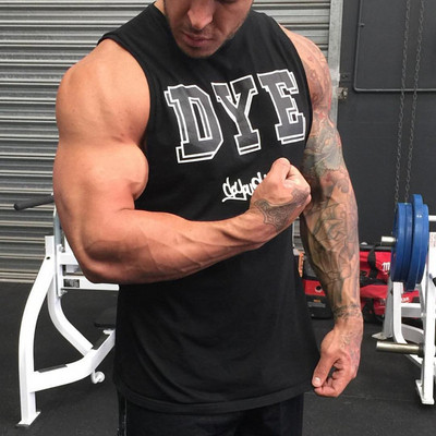 Ανδρικό αθλητικό μπλουζάκι σε τρία χρώματα με επιγραφή