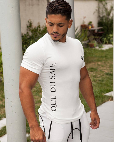 Tricou modern alb-negru cu inscripție