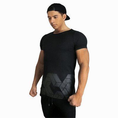 Aktuális férfi póló fekete-fehér színben