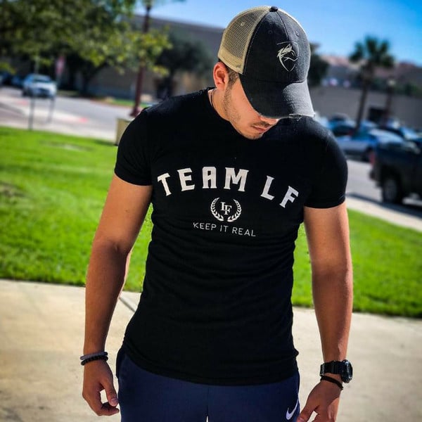 Modern póló két színben felirattal