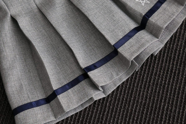 Modern gyerek szoknya és blúz szett lányoknak