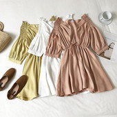 Stílusos női ruha három színben nyakkendővel és V-nyakkal