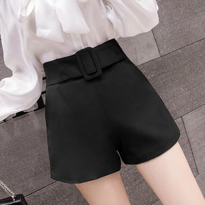 Rövidnadrág zsebekkel, különböző színekben