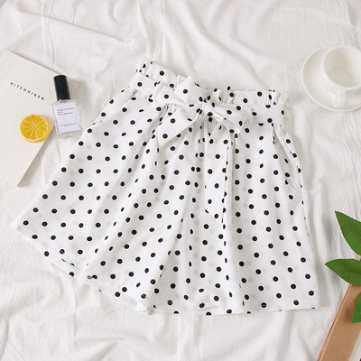 Divatos női rövidnadrág több színben pöttyökben