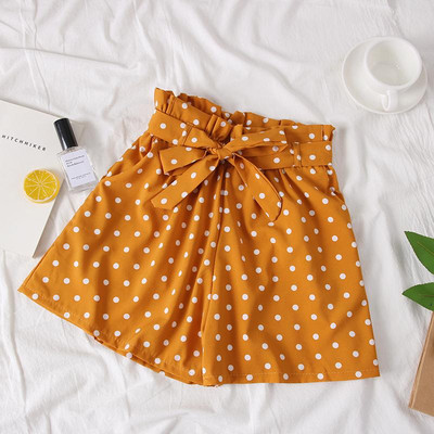 Divatos női rövidnadrág több színben pöttyökben